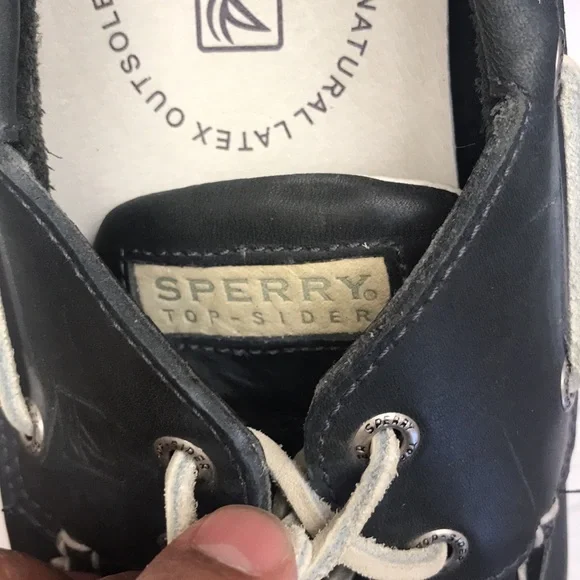 Sperry Top-Sider sizing 12/M blue white stitching used - Picture 10 of 14